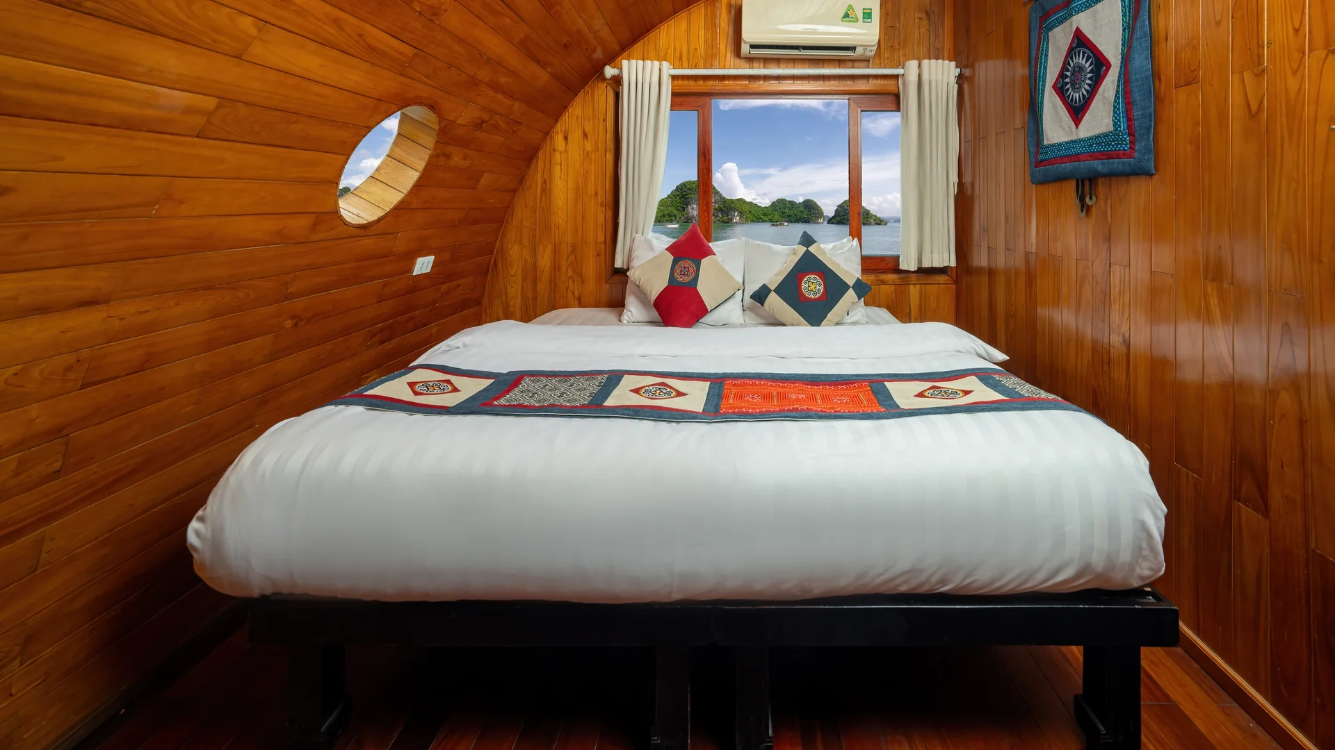 2D1N Tour | Relaxing at Lan Ha Bay and Viet Hai Village on Sunlight Boutique 5 Cruise